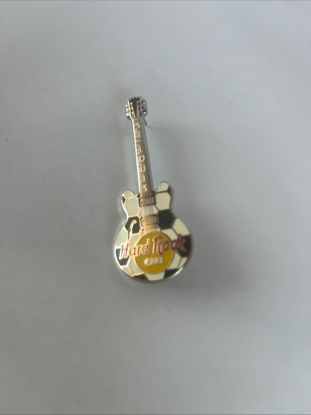 Hard Rock Cafe Guitar Pin - Yellow, Black, White St Louis